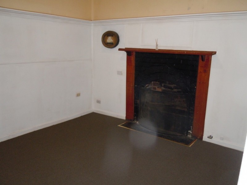 36 Grosvenor Street, Narrandera NSW 2700