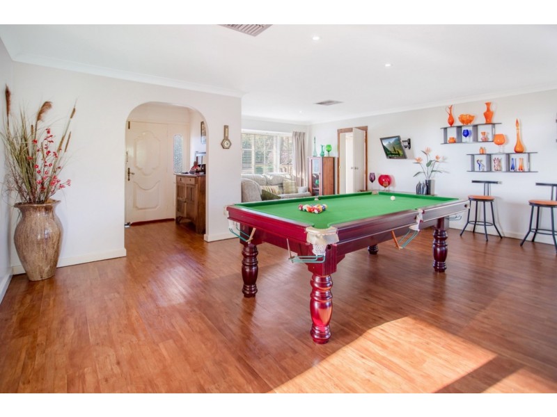 10 Hawksview Road, Wirlinga NSW 2640