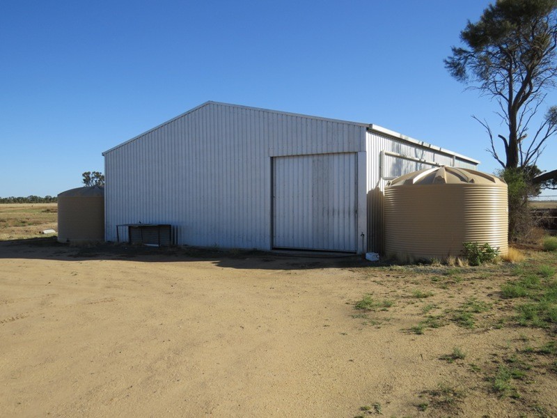 113 Warbreccan Road, Deniliquin NSW 2710
