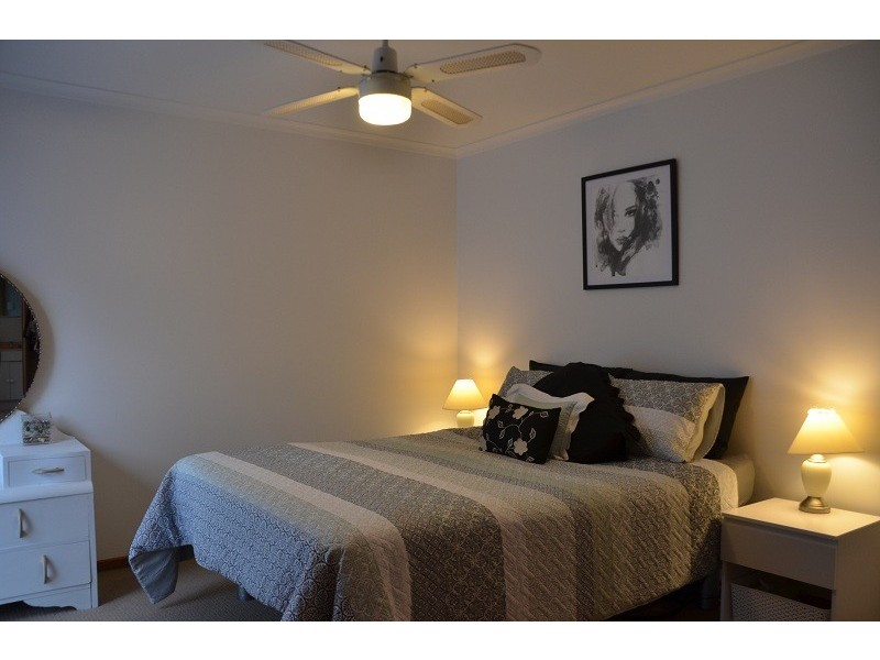 9 Cooper Street, Tawonga VIC 3697