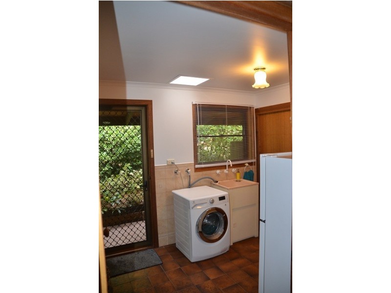 9 Cooper Street, Tawonga VIC 3697