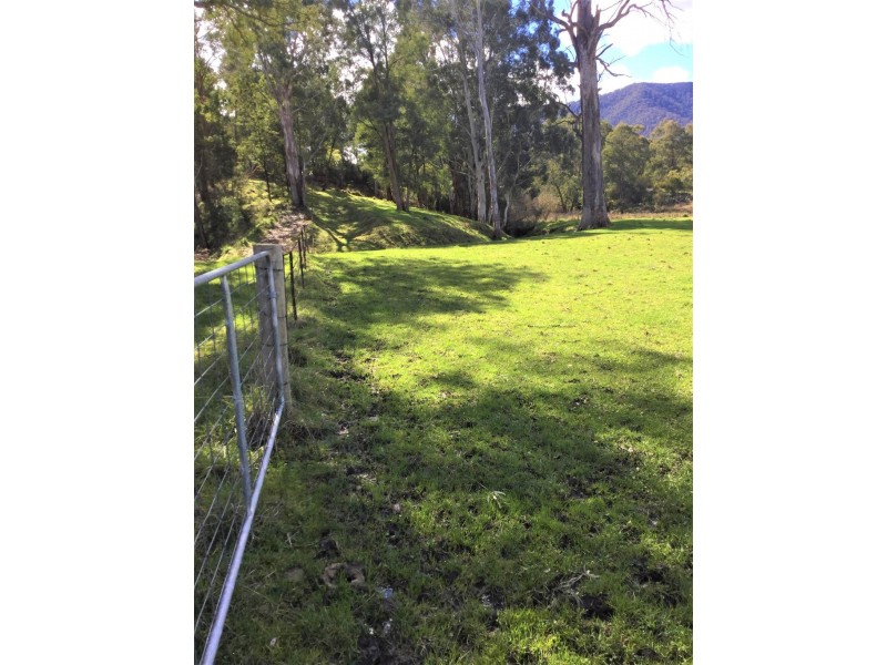 199A Reids Lane, Tawonga VIC 3697