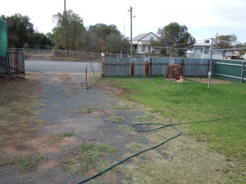 49 Ferrier Street, Narrandera NSW 2700