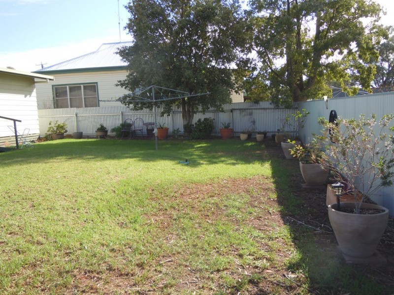 57 Dalgetty Street, Narrandera NSW 2700