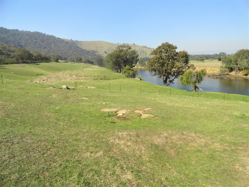 5455 River Road, Talmalmo NSW 2640