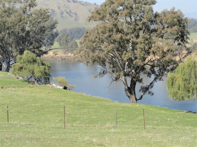 5455 River Road, Talmalmo NSW 2640