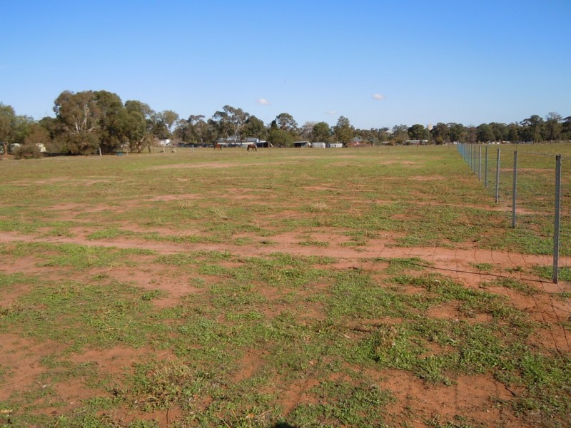 113 Pine Hill Road, Narrandera NSW 2700