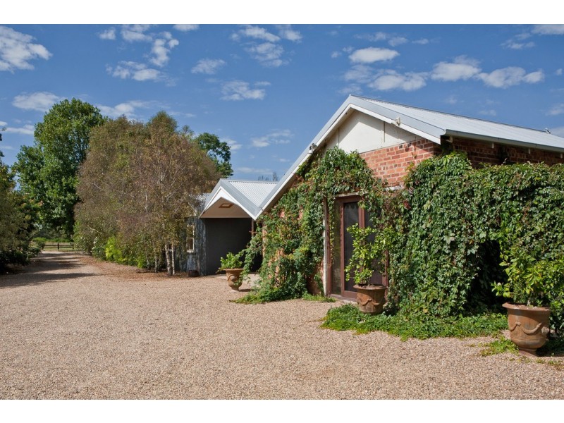 Aberfeldy Hume Highway, Holbrook NSW 2644