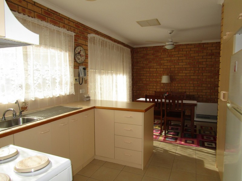 5/25 RACECOURSE ROAD, Narrandera NSW 2700