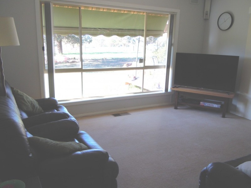 339 Pine Hill Road, Narrandera NSW 2700