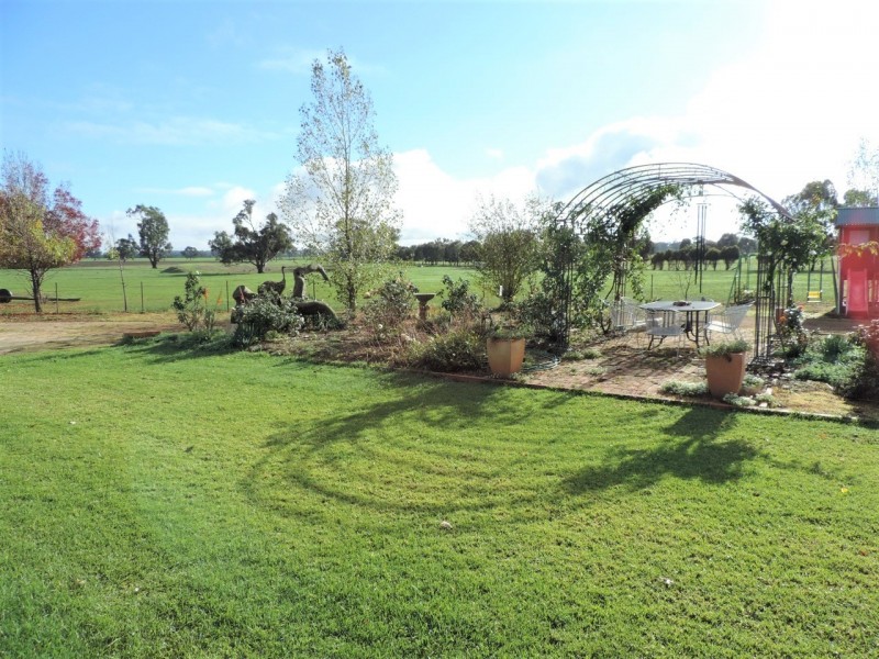 ‘Tallowood’ 231 Yankee Crossing Road, Henty NSW 2658