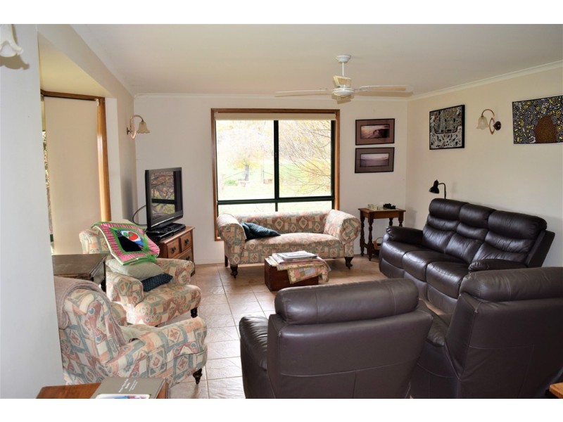 ‘Tallowood’ 231 Yankee Crossing Road, Henty NSW 2658
