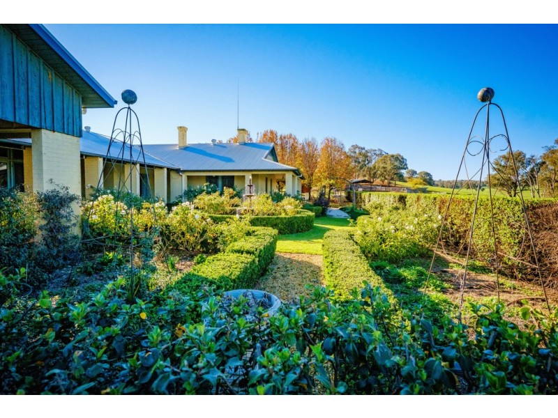 ‘Stonehaven’ 269 Stonehaven Road, Holbrook NSW 2644