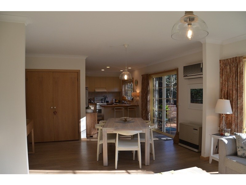 Unit 3, 99 Delany Avenue, Bright VIC 3741