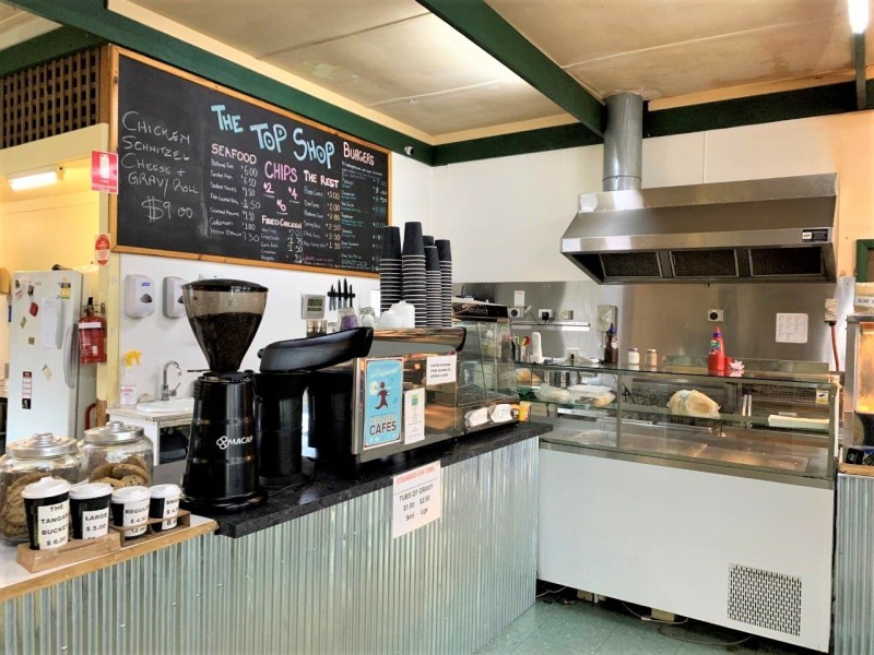 56 Kiewa East Road, Tangambalanga VIC 3691