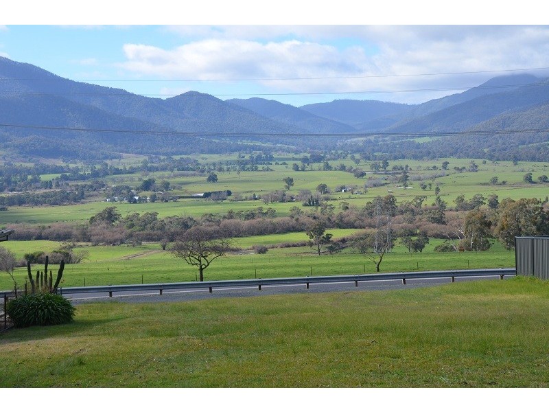 31 Kiewa Valley Highway, Tawonga South VIC 3698