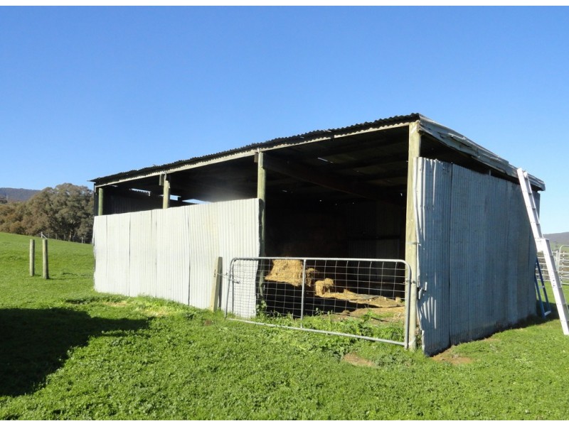 729 O’Neill Lane, Sandy Creek VIC 3695