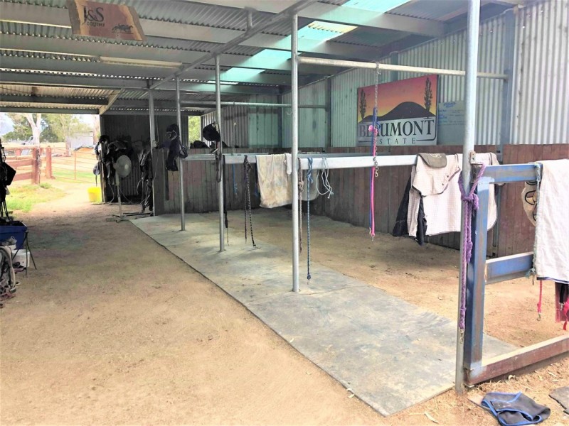 216 Settlers Road, Chiltern VIC 3683
