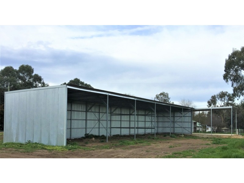 216 Settlers Road, Chiltern VIC 3683