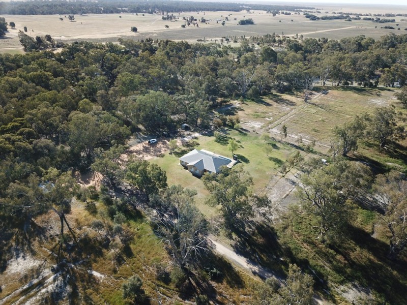 25 CARRATHOOL ROAD, Conargo NSW 2710