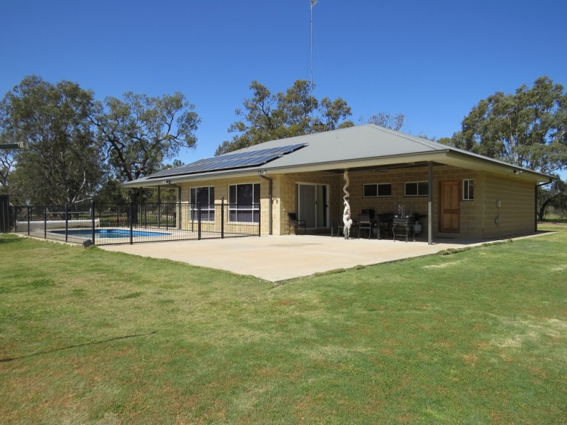 25 CARRATHOOL ROAD, Conargo NSW 2710