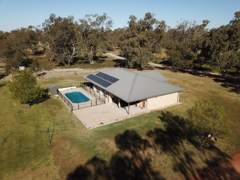 25 CARRATHOOL ROAD, Conargo NSW 2710