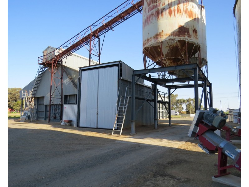 18962 RIVERINA HIGHWAY, Blighty NSW 2713