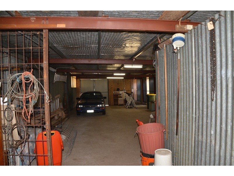 32 Valley Avenue, Mount Beauty VIC 3699