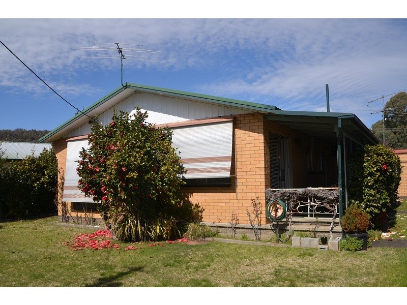 32 Valley Avenue, Mount Beauty VIC 3699