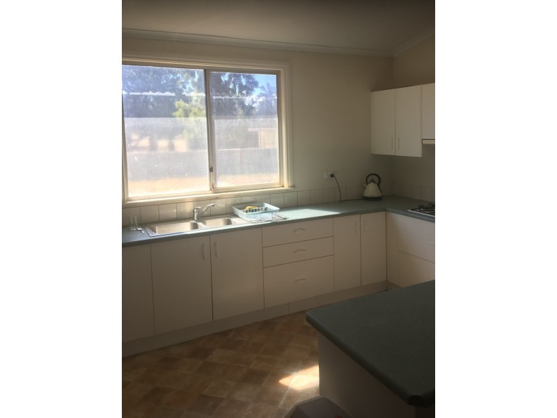 - KOONABURRA STATION, Ivanhoe NSW 2878