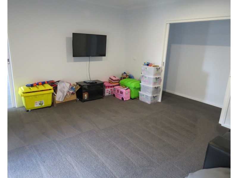 8 ARGOON AVENUE, Jerilderie NSW 2716