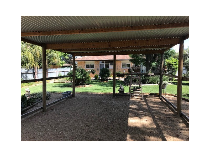 10 TOCUMWAL, Finley NSW 2713