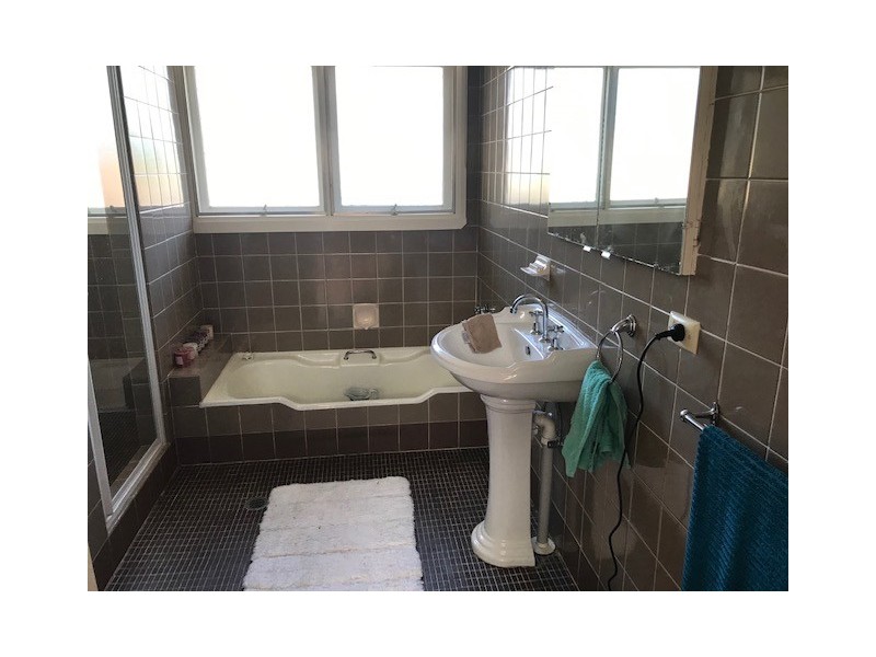 10 TOCUMWAL, Finley NSW 2713