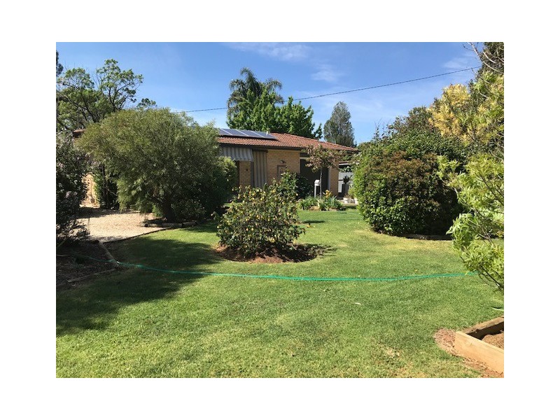 10 TOCUMWAL, Finley NSW 2713