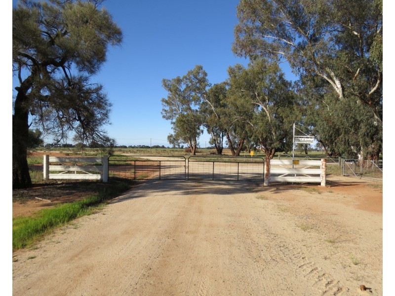 113 Tocumwal Road, Deniliquin NSW 2710