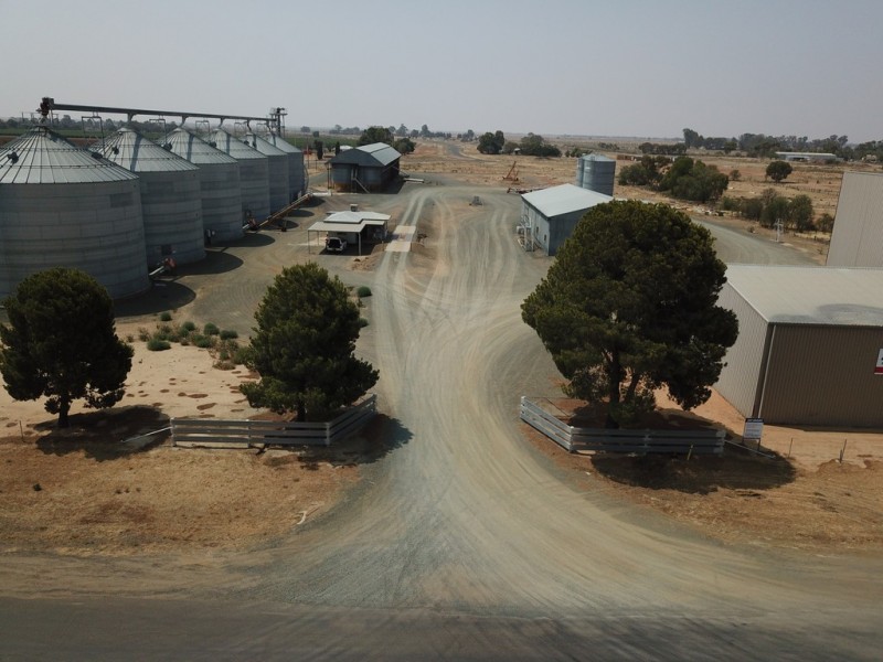 527 CADELL STREET, Hay NSW 2711