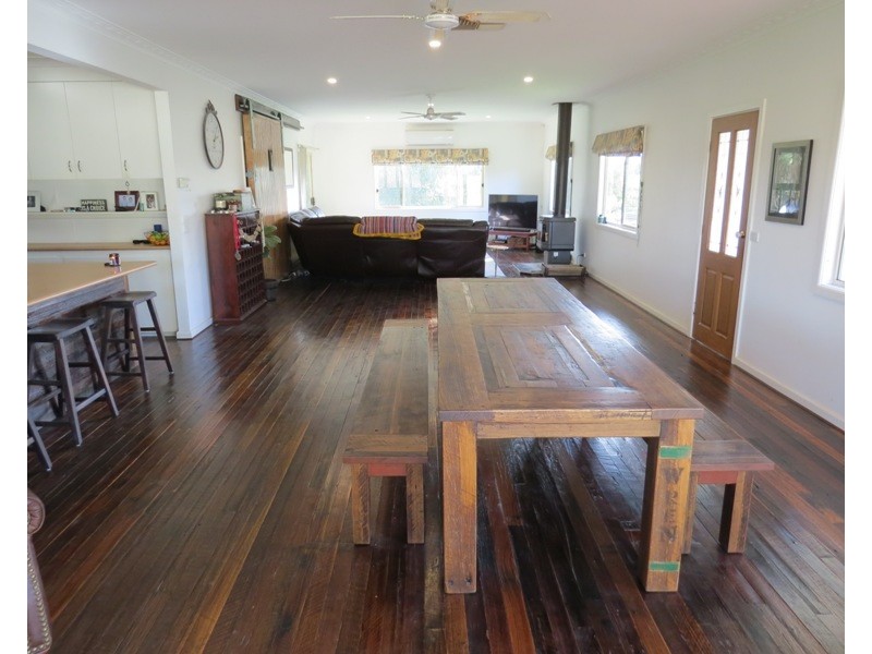 60 Mills Road, Deniliquin NSW 2710