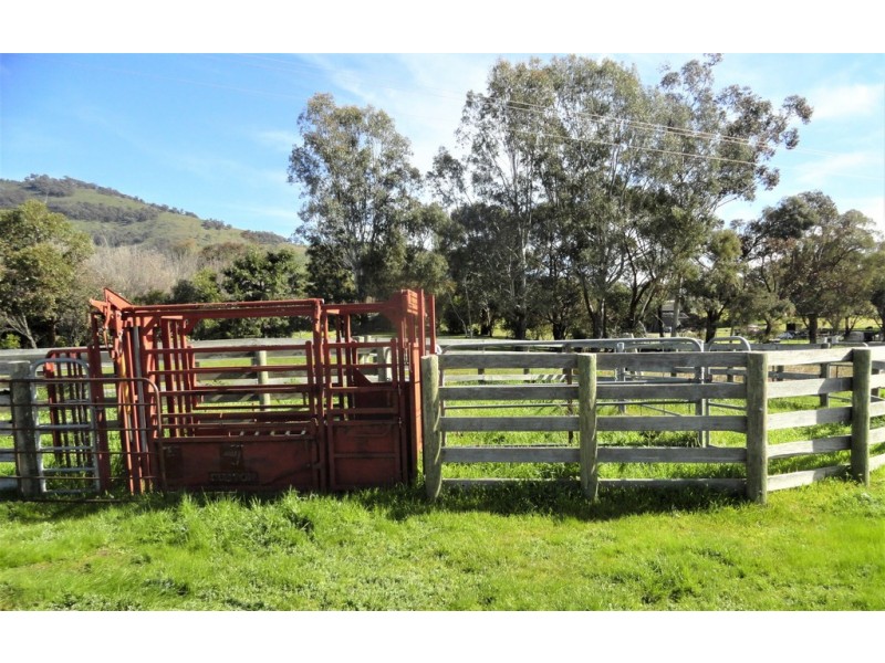 9A Jenkins Lane, Kiewa VIC 3691