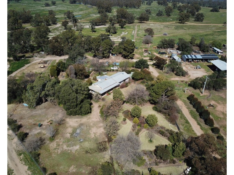 99 Mollys Lagoon Road, Narrandera NSW 2700