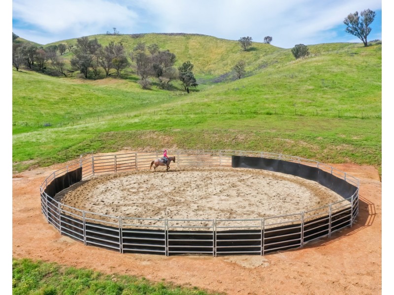 400 Horse Creek Road, Jingellic NSW 2642