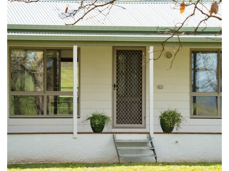 400 Horse Creek Road, Jingellic NSW 2642