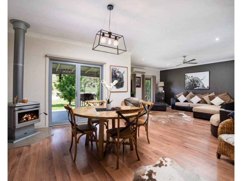 2172 Myrtleford-Yackandandah Road, Bruarong VIC 3749