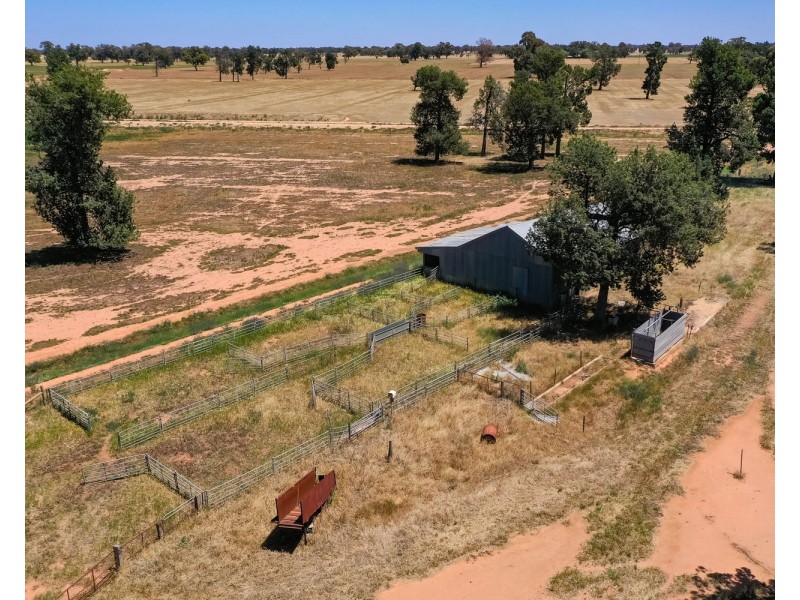 2370 TOCUMWAL ROAD, Tocumwal NSW 2714