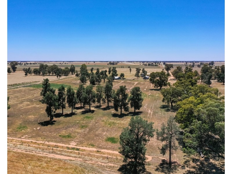 2370 TOCUMWAL ROAD, Tocumwal NSW 2714