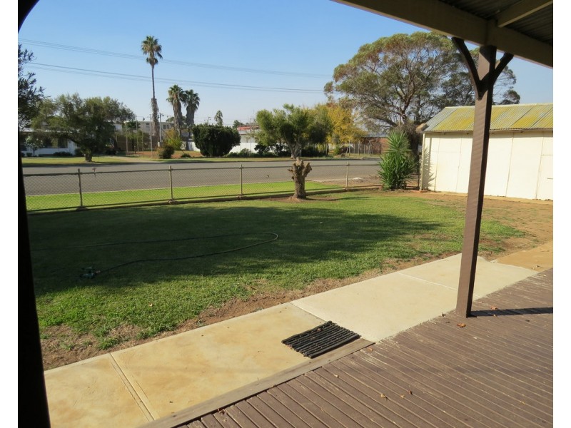 48-50 MAHONGA STREET, Jerilderie NSW 2716