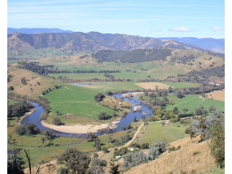 4912 River Road, Talmalmo NSW 2640