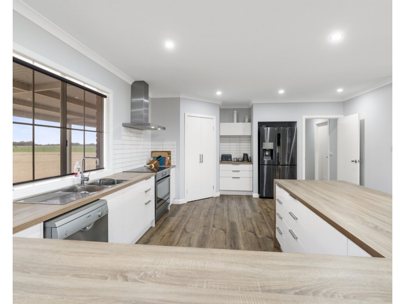 Wakool NSW 2710