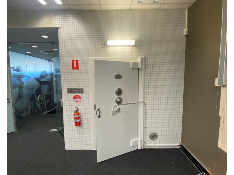 135-137 MURRAY STREET, Finley NSW 2713