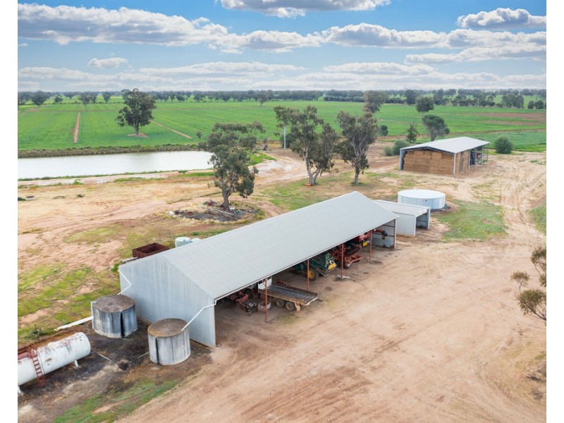 1513 CENTRE ROAD, Moama NSW 2731