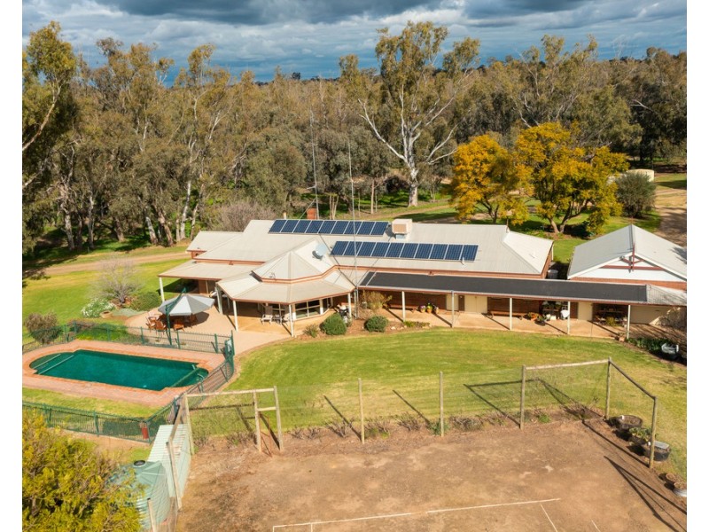 1513 CENTRE ROAD, Moama NSW 2731